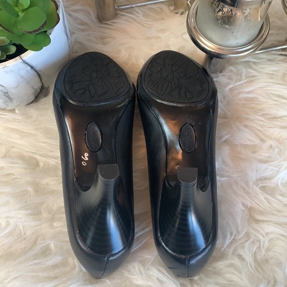 EURO Soft By Sofft Black patent Leather Heels Peep Toe Shoes Size 8 - Picture 4 of 15